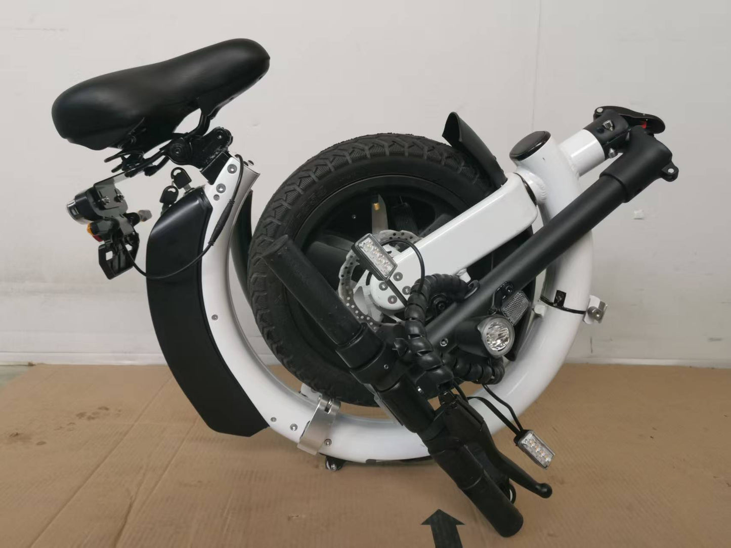 【SWIFT HORSE K2 ver.2】特定小型原付電動バイク-パールホワイト